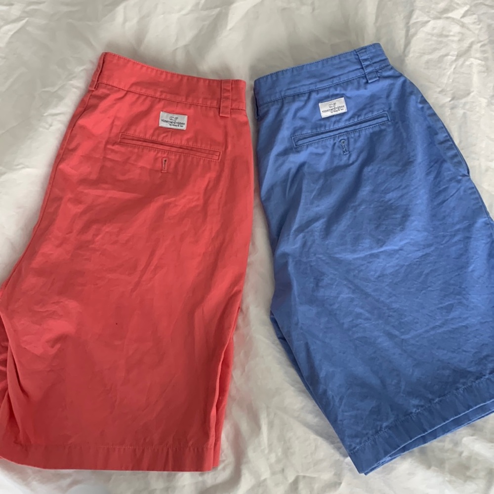 Vineyard Vines cotton twill shorts 🐳